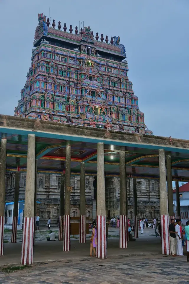 ராஜேந்திர சோழன், கங்கை கொண்ட சோழபுரம், சோழர் வரலாறு, சோழ சாம்ராஜ்ஜியம்
