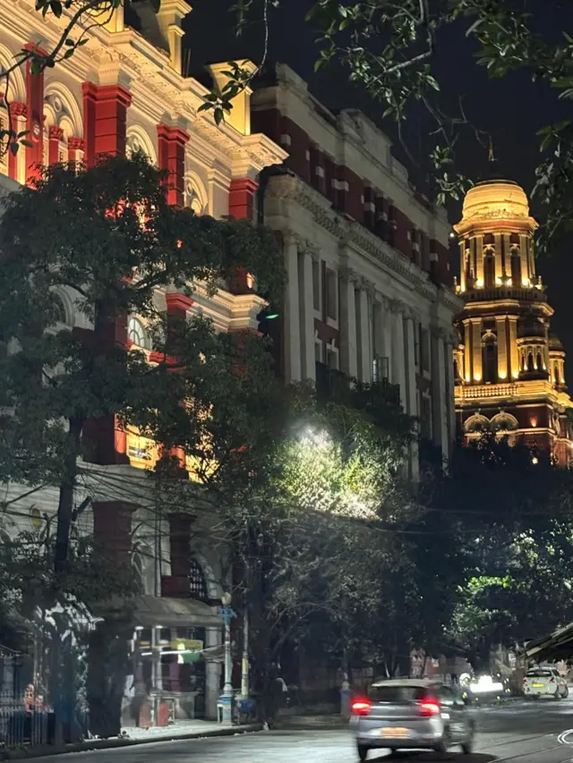 د ډالهوزي په نوم سیمه، د حکومت څوکۍ او د روښانه ودانیو یوه بېلګه. 