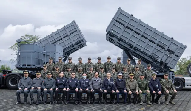 賴清德與台灣士兵