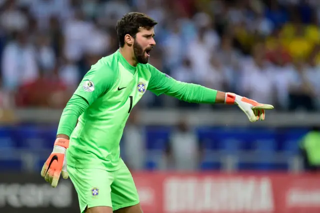 Dengizda busty qoramagiz bilan jinsiy aloqa Katta dumbali injiq joja