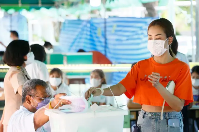 ปชช.เลือกตั้ง