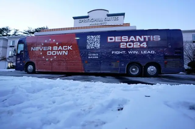 Автобус Десантиса