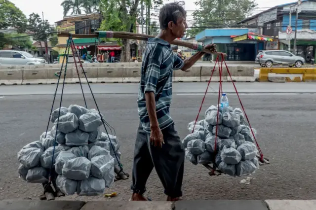 buruh, pekerja informal, tenaga kerja, pengangguran