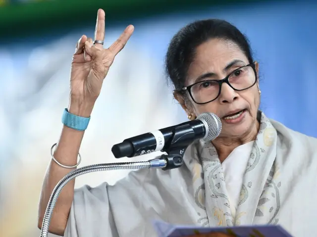 এসআইআর নিয়ে বিজেপির বিরুদ্ধে পাল্টা তোপ দেগেছেন মুখ্যমন্ত্রী।