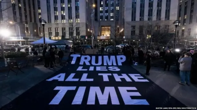 પ્રદર્શનની તસવીર