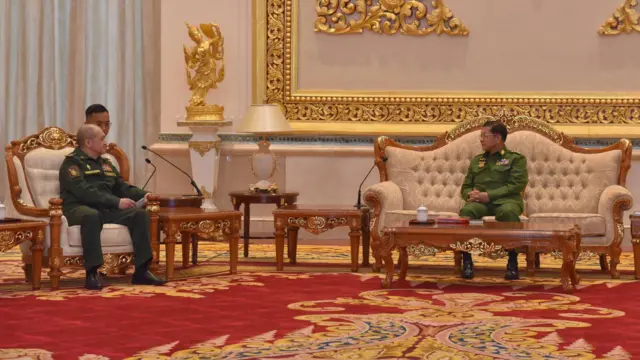 ရုရှားစစ်ဖက်ကိုယ်စားလှယ်တွေ နေပြည်တော်ရောက်နေ 