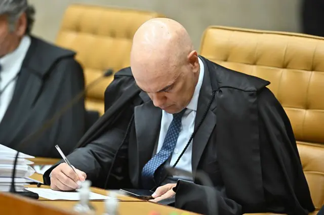 Alexandre de Moraes, juiz do Supremo Tribunal Federal, no Supremo Tribunal Federal em Brasília, Brasil, na quarta-feira, 6 de agosto de 2025. 