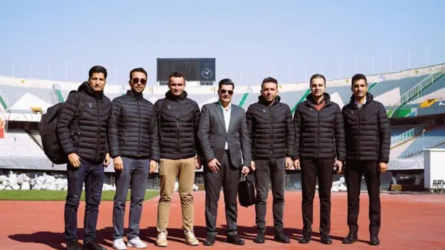تصویر تیم داوری بازی استقلال و پرسپولیس که همه مرد هستند