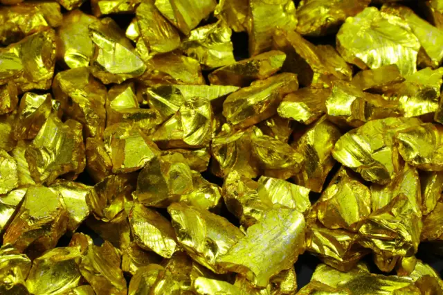 தங்கம் விலை குறையுமா? ஓராண்டில் 60% விலையேற்றம், வெள்ளியில் முதலீடு செய்யலாமா? தங்கம் விலை உயர்வு ஏன்? 