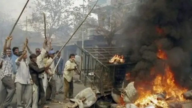 ਦੰਗੇ