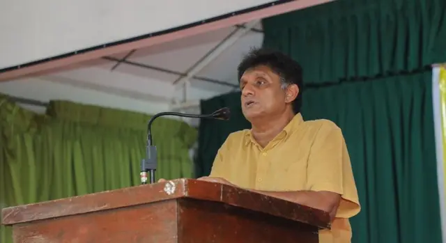 எதிர்கட்சித் தலைவர் சஜித் பிரேமதாஸ, திருகோணமலை, புத்தர் சிலை பிரதிஷ்டை, இலங்கை, சிங்களர்கள், இலங்கை தமிழர்கள், மதம், பெளத்த மதம், பௌத்த பிக்குகள்