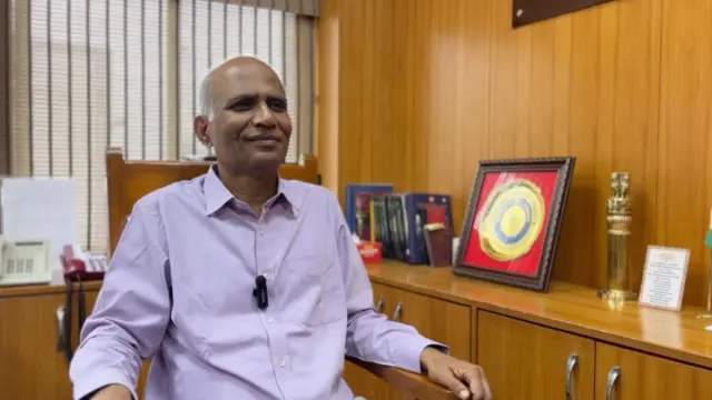 सर्व तक्रारींची दखल घेतली असून घाबरण्याचं कारण नाही
