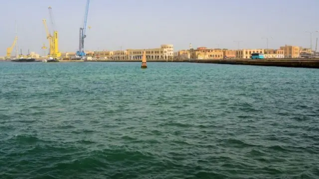 ባሕሪ ከባቢ ወደብ ምጽዋዕ