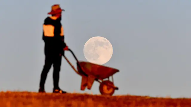 ਸੁਪਰਮੂਨ