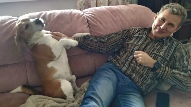 Köpeği Pythagoras ile birlikte görüntülenen 57 yaşındaki Alexander Shiplyuk 2022 yılında tutuklandı ve halen yargılanmayı bekliyor