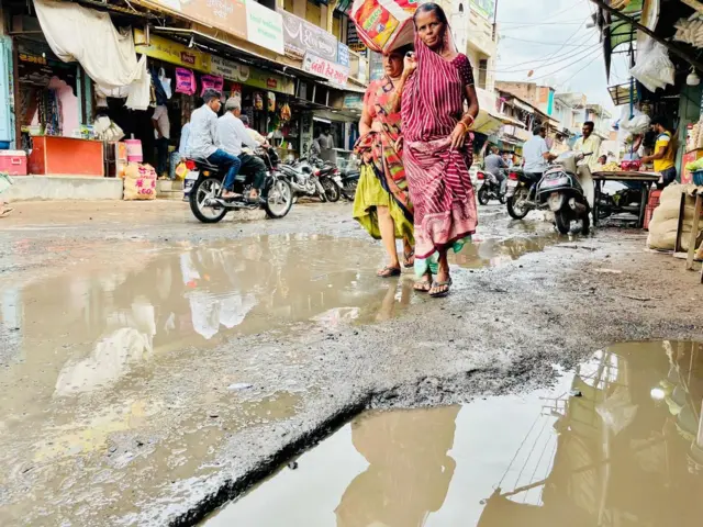 ટેલ, પાટીદાર, આંદોલન, ભુપેન્દ્ર પટેલ, સરકાર, નરેન્દ્ર મોદી, વિકાસ, ખાડો