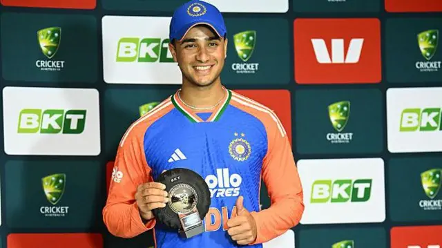 இந்தியா - ஆஸ்திரேலியா - கிரிக்கெட்