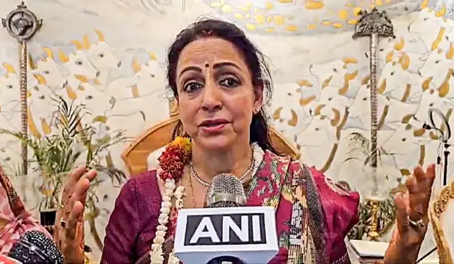 हेमा मालिनी