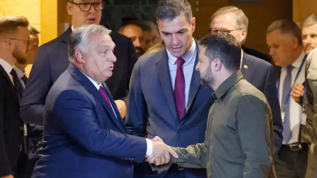 Orban ve Zelenskiy 