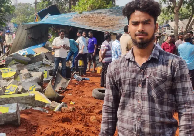 దుకాణాలు కూల్చివేత బాధితుడు