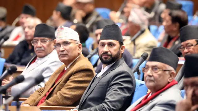 प्रचण्ड र रवि लामिछाने