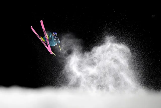 Швейцарская фристайлистка Матильда Гремо 