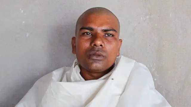 दीपक कुमार पासवान के भाई दीनानाथ पासवान जो उनके साथ परीक्षा स्थल पर मौजूद थे