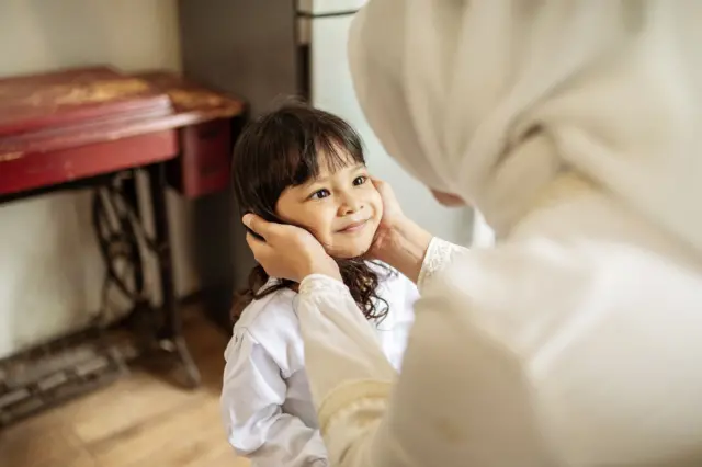 Ilustrasi anak dan ibu