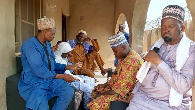 Aworan awon mọlẹbi oloogbe