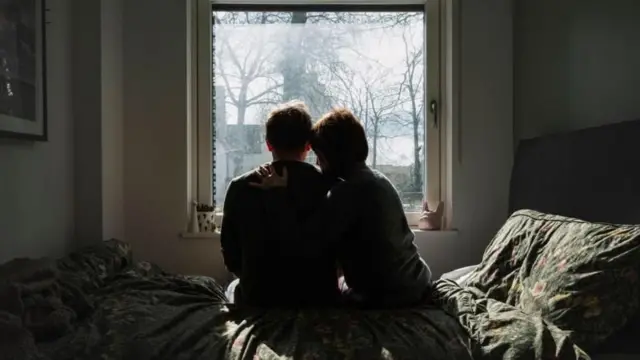 दारूच्या व्यसनामुळे तुटणारी नाती