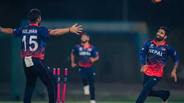 गुलशन झा र दीपेन्द्रसिंह ऐरी