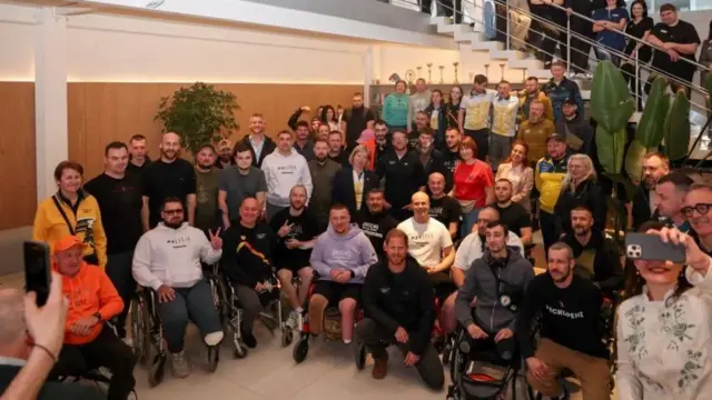 princ Hari sa žrtvama rata u Ukrajini