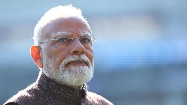 नरेंद्र मोदी