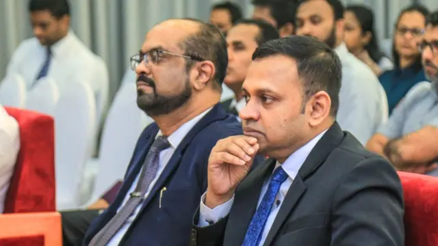 කුමාර ජයකොඩි සහ මහාචාර්ය උදයංග හේමපාල