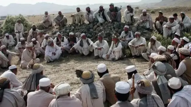 पाकिस्तान के ताज़ा ऑपरेशन पर आदिवासी समाज के बुज़ुर्गों और आम नागरिकों ने चिंता जताई है.