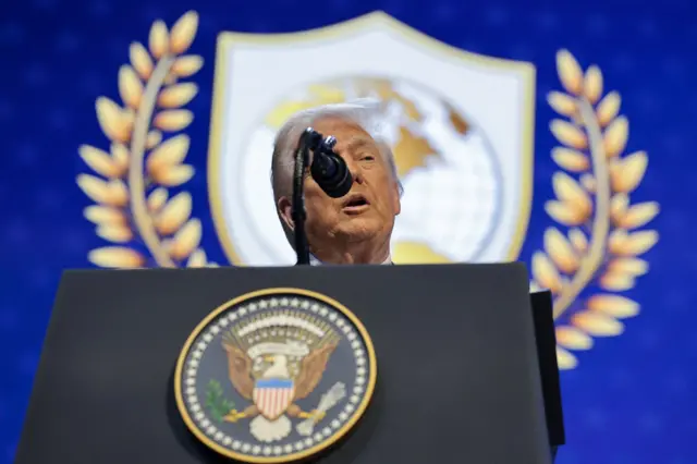 الرئيس الأمريكي دونالد ترامب يلقي كلمةً خلال إعلان ميثاق مبادرة 