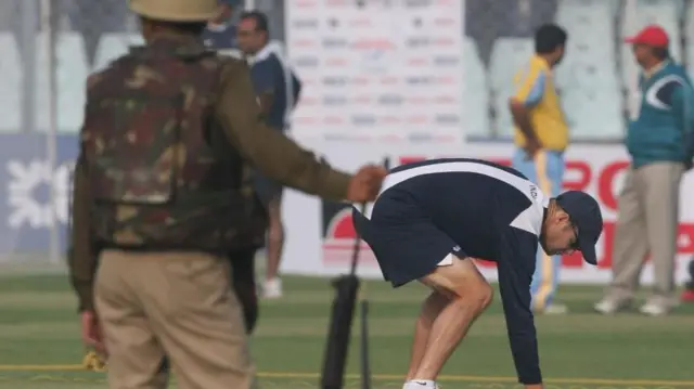 கான்பூரில் நாளை 2வது டெஸ்ட்: ஆடுகளம் யாருக்கு சாதகம்?