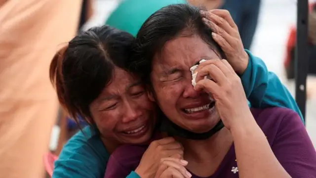 የሚያለቅሱ ሰዎች