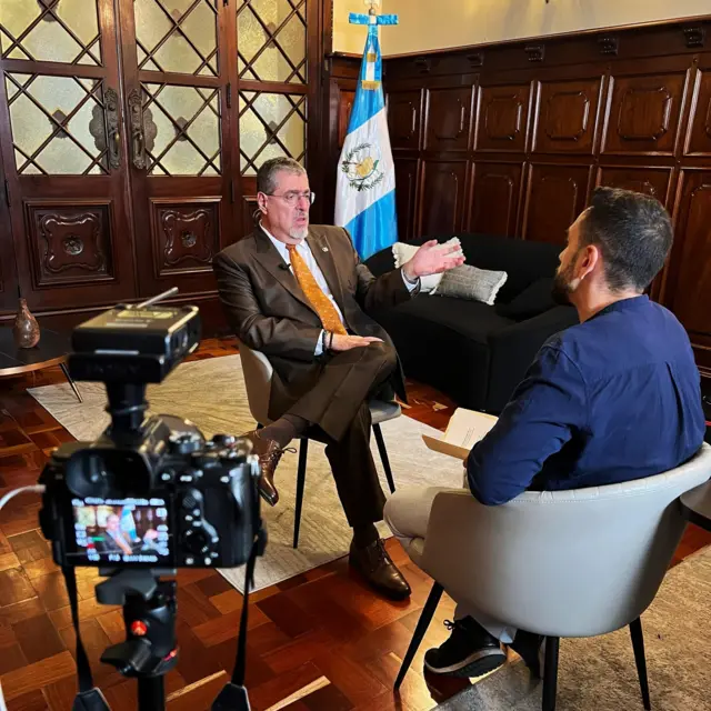 Entrevista a Arévalo