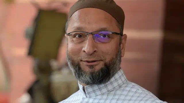 அசாதுதீன் ஓவைசி