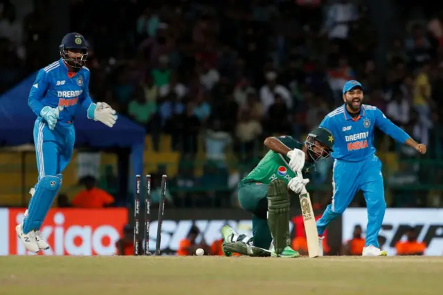 पाकिस्तान बनाम भारत