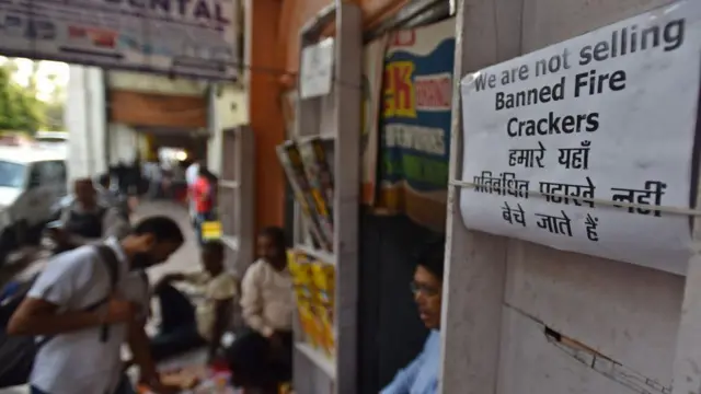 ग्रीन पटाखे