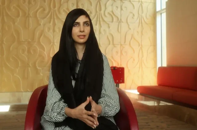 د روباټ چمتو کوونکو نجونو مشره رویا محبوب