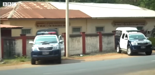 နေပြည်တော်က လုံခြုံရေးတချို့ (ပုံဟောင်း)