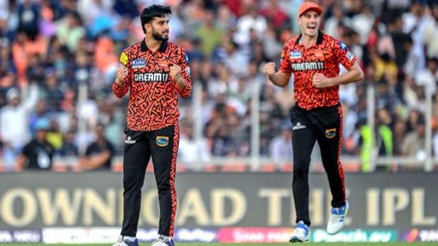 சன்ரைசர்ஸை எளிதாக வீழ்த்தியது குஜராத் டைட்டன்ஸ்