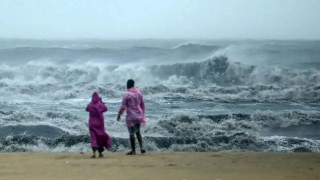 புயல், இந்தியப் பெருங்கடல், வங்கக்கடல், புயல் பெயர்