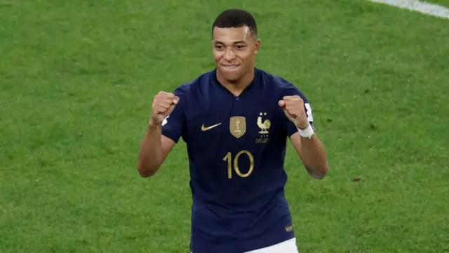 एम्बापे 