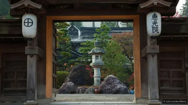 జపాన్ ప్రాచీన ఆలయాలు