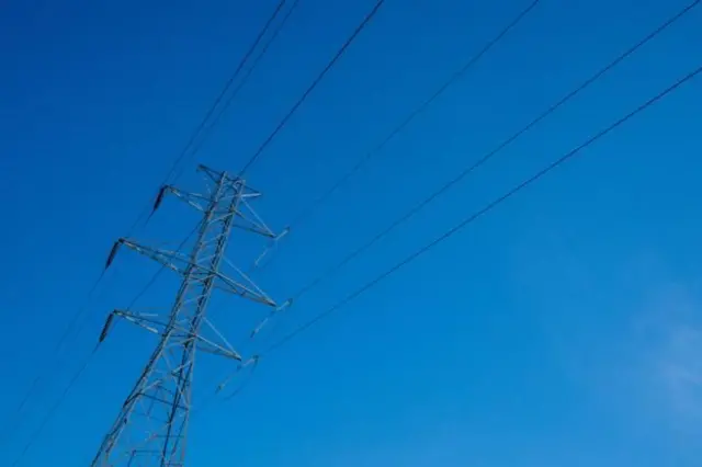 नेपालले भारतबाहेक अर्को देशमा पहिलो पटक विद्युत व्यापार गर्न लागेको हो