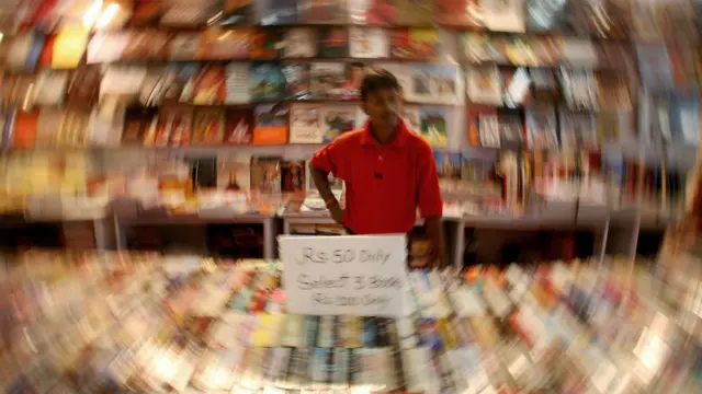 पुस्तकं